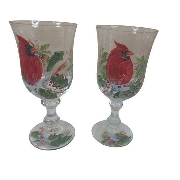 Set Of 2 Hand-Painted Cardinal Wine Glasses Goblets Festive Holly Design - Picture 1 of 6